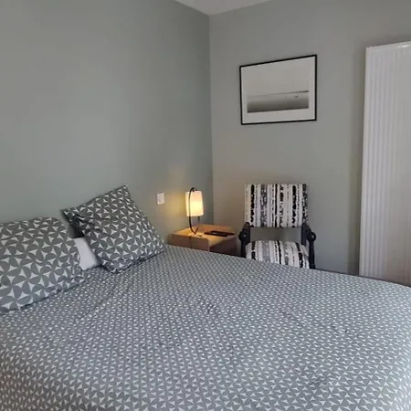 Spacious T3 With Two Balconies Apartment